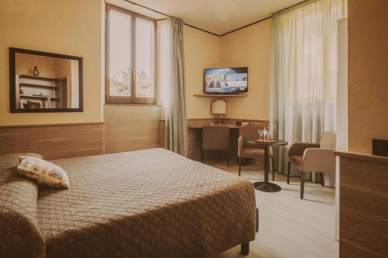 Hotel Valentino Centro Storico Orvieto Ngoại thất bức ảnh