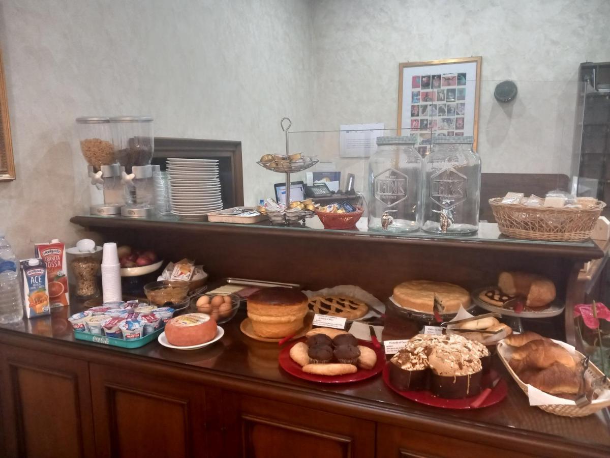 Hotel Valentino Centro Storico Orvieto Ngoại thất bức ảnh