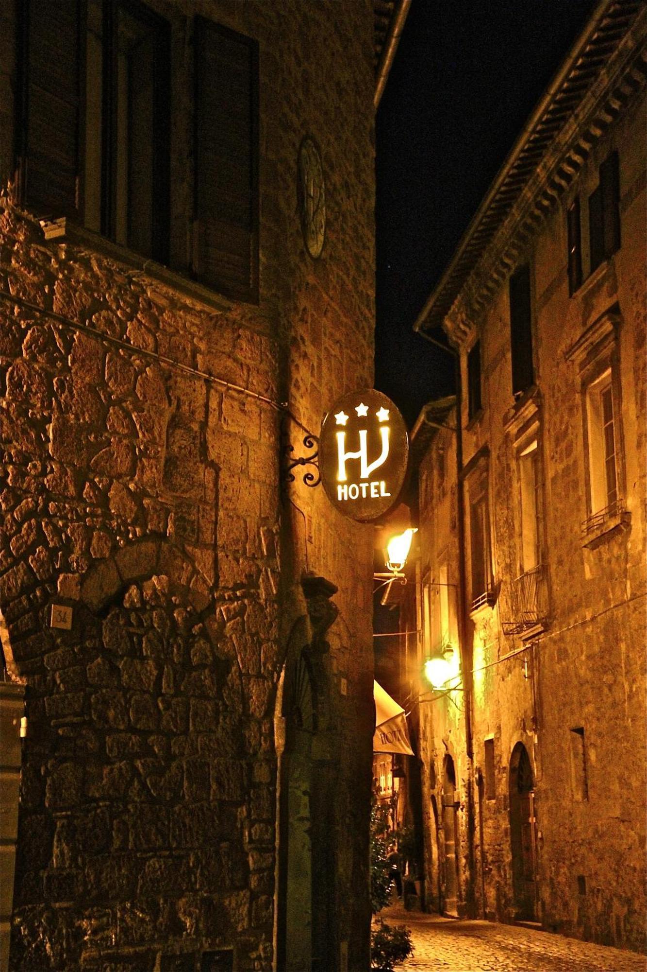 Hotel Valentino Centro Storico Orvieto Ngoại thất bức ảnh